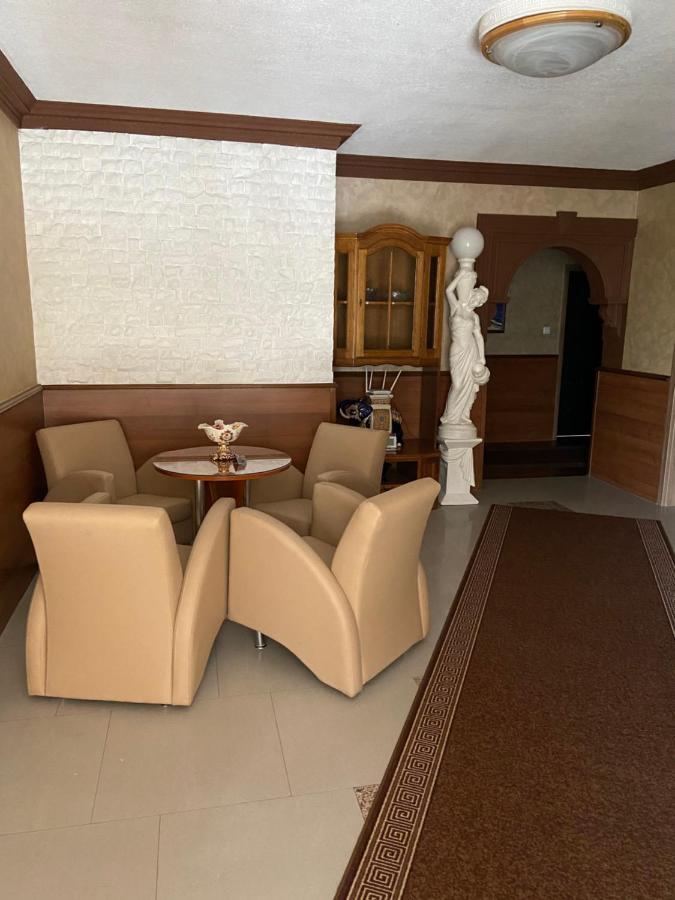 Hotel New Milenium Lukavac Экстерьер фото
