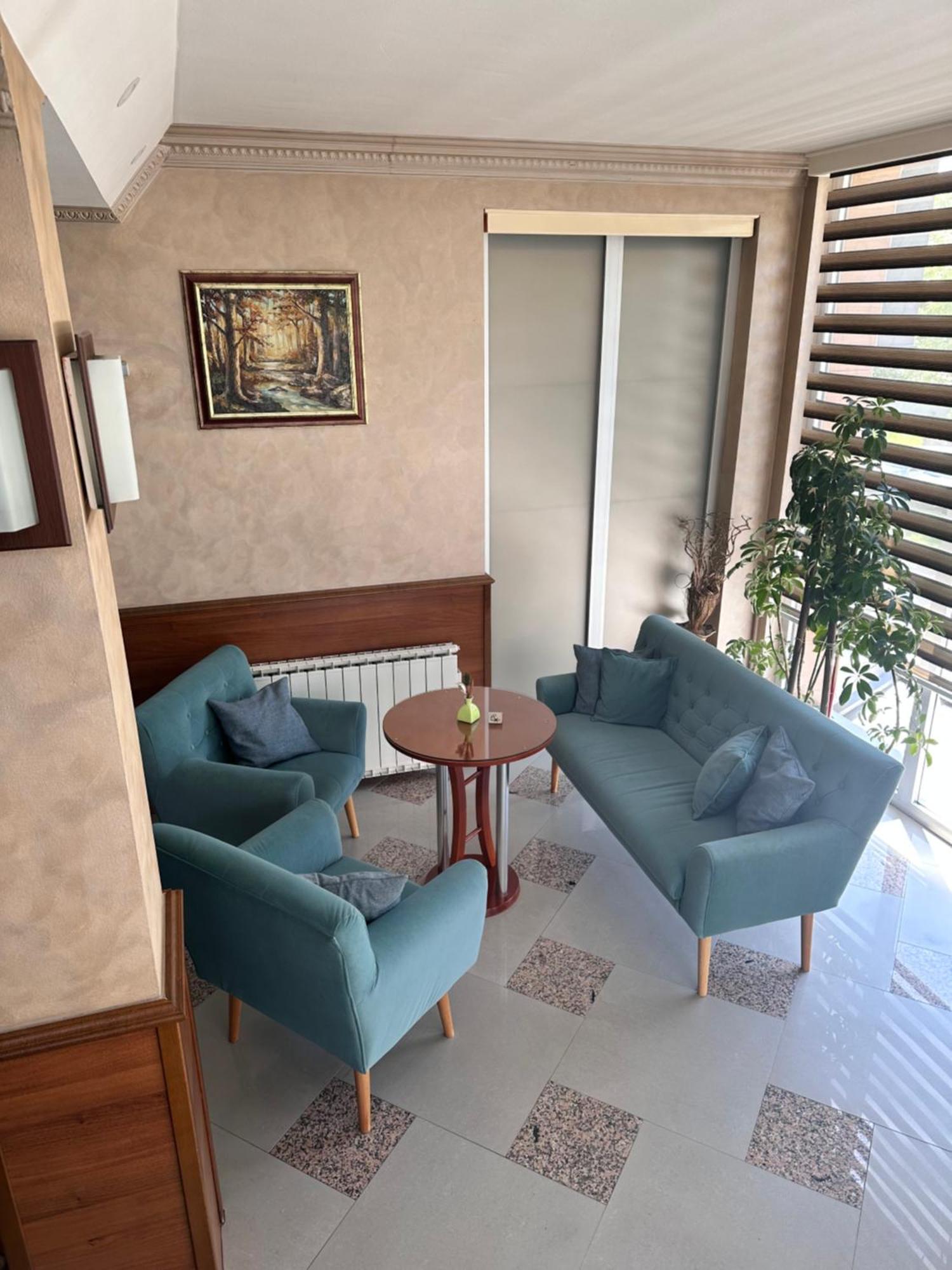 Hotel New Milenium Lukavac Экстерьер фото